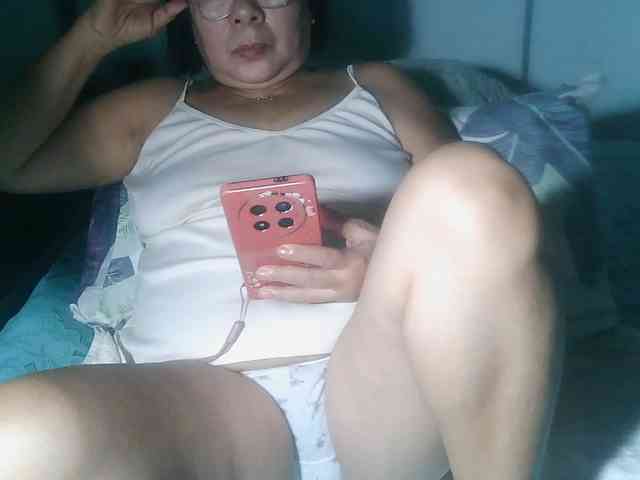 HotMama50 webcam