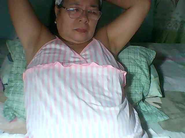 HotMama50 webcam