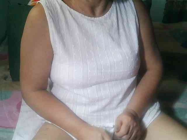 HotMama50 webcam