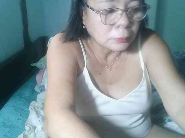 HotMama50 webcam