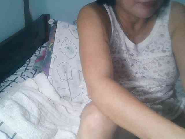 HotMama50 webcam