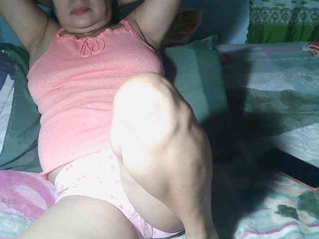 HotMama50 webcam
