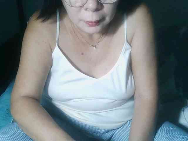 HotMama50 webcam