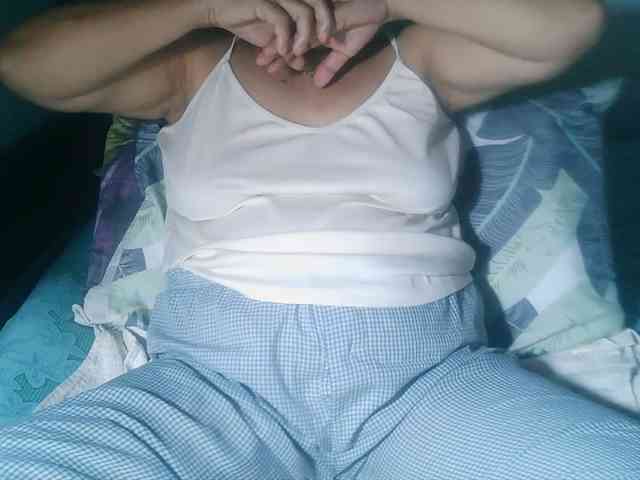 HotMama50 webcam