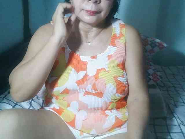 HotMama50 webcam