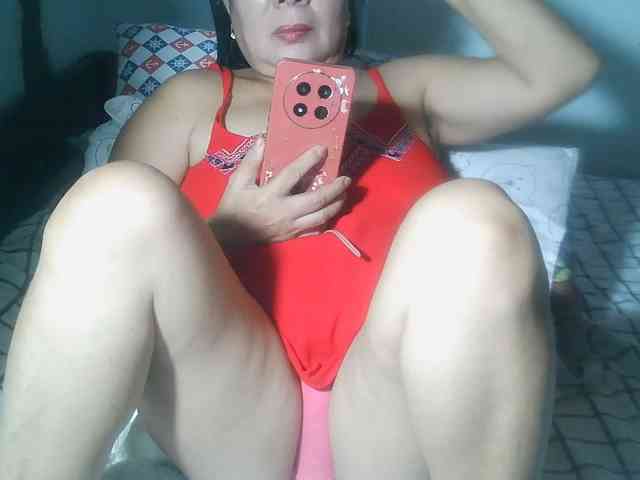 HotMama50 webcam