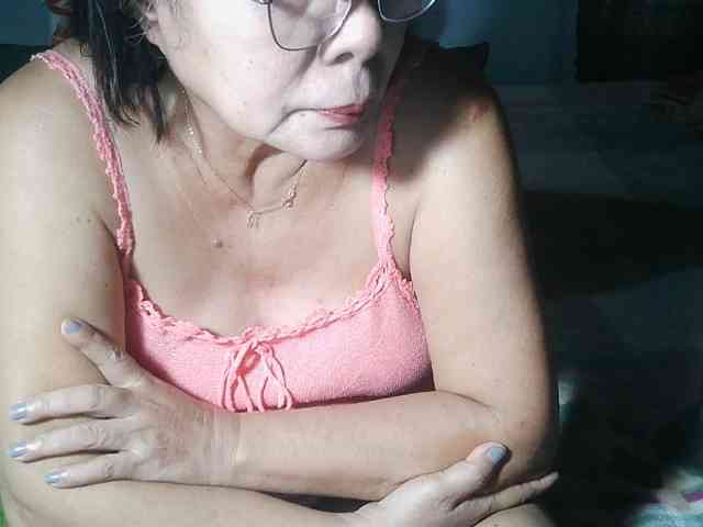 HotMama50 webcam
