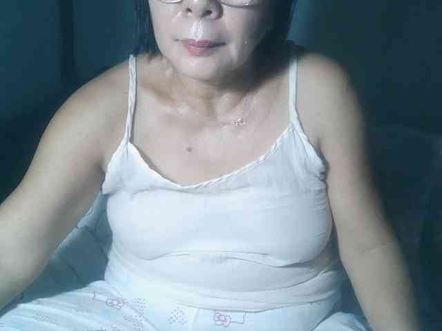 HotMama50 webcam