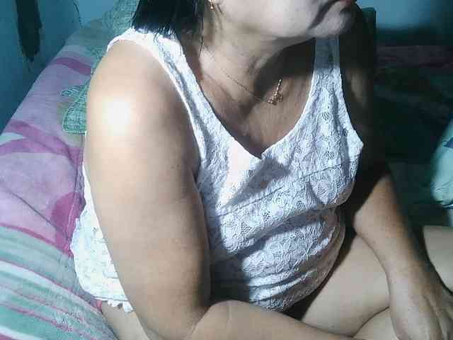 HotMama50 webcam