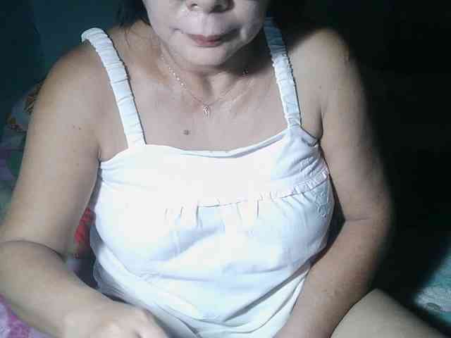 HotMama50 webcam