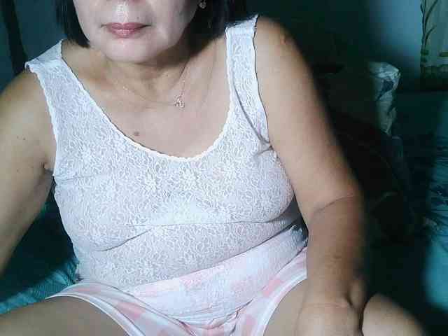 HotMama50 webcam