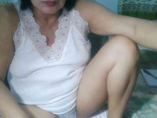 HotMama50 webcam