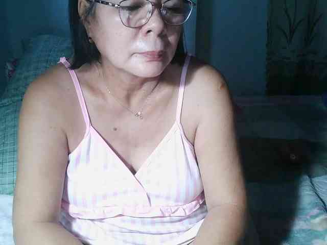 HotMama50 webcam