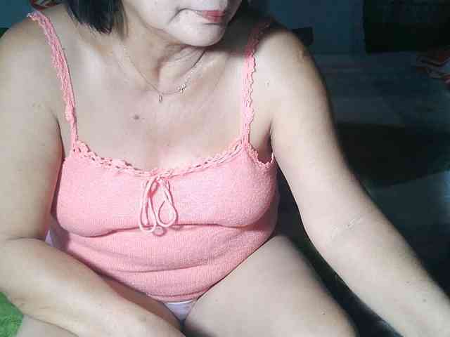 HotMama50 webcam