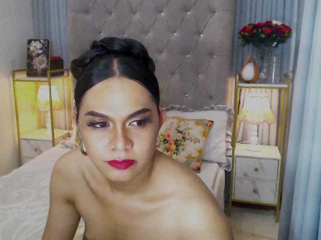 SelenaHart live cam