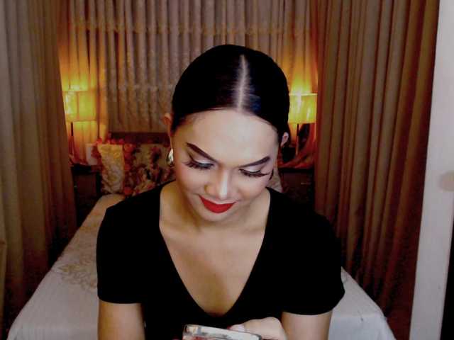 SelenaHart — live trans cam
