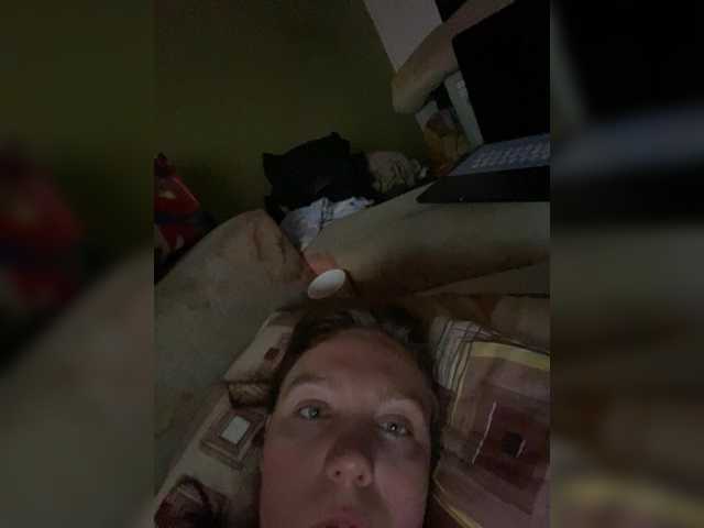efiaado999 live cam on BongaCams