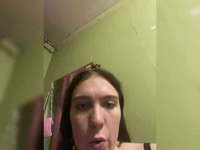 efiaado999 webcam