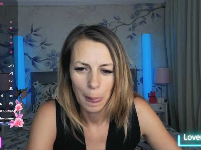 Bellacandyy live cam preview
