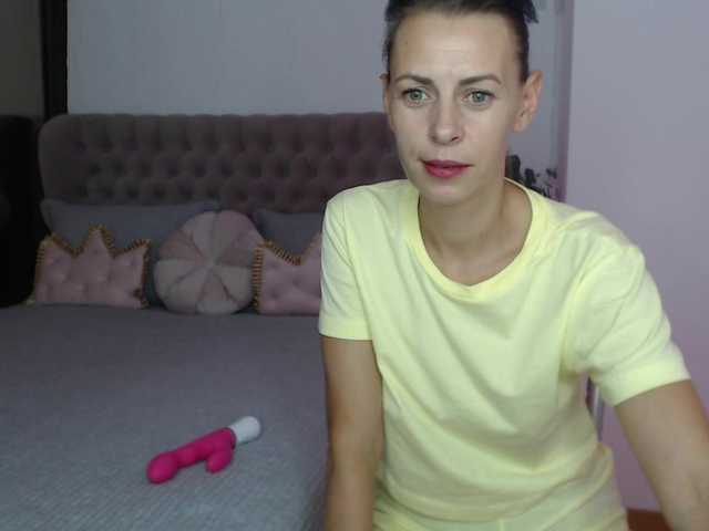 Bellacandyy live stream preview