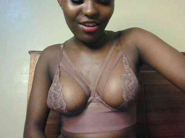 Sweetebonyy webcam