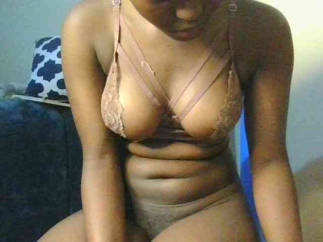 Sweetebonyy webcam