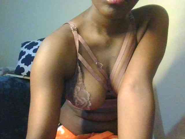 Sweetebonyy webcam