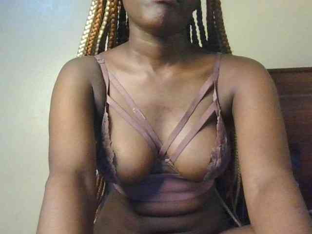 Sweetebonyy webcam