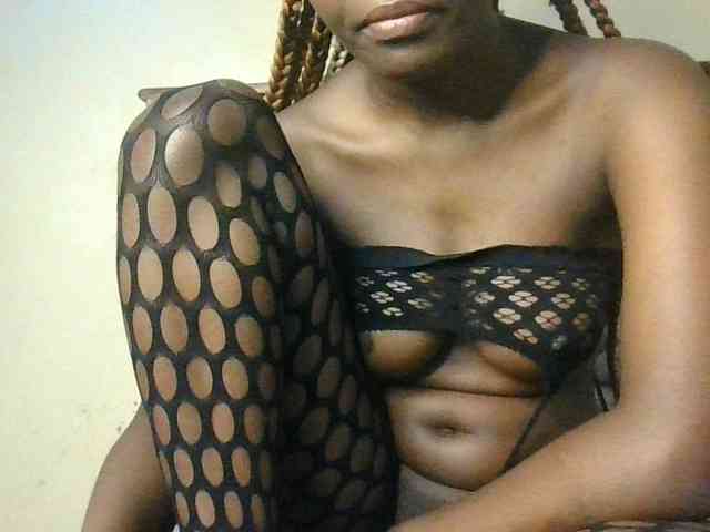 Sweetebonyy webcam