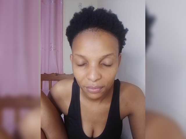 Vee-sexy10