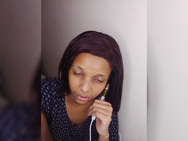 Vee-sexy10