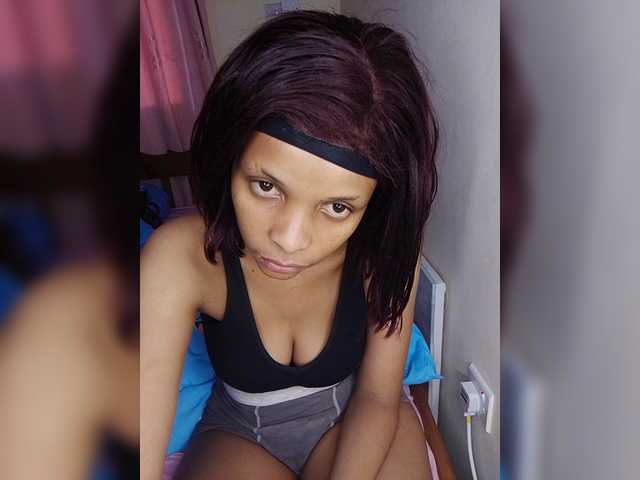 Vee-sexy10 live cam on BongaCams