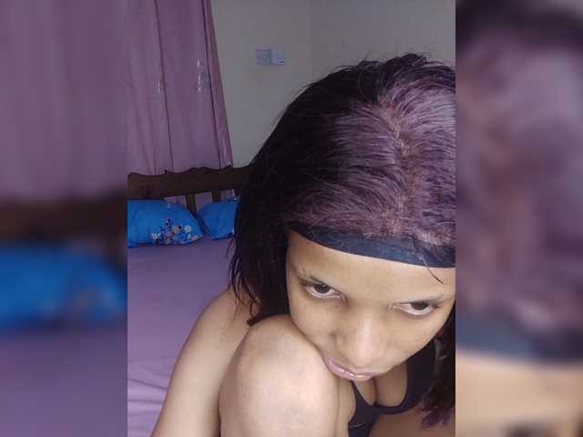 Vee-sexy10