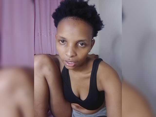 Vee-sexy10 live cam on BongaCams