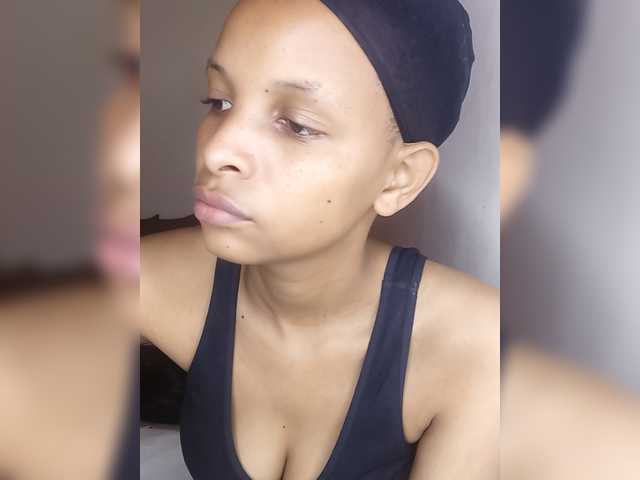 Vee-sexy10