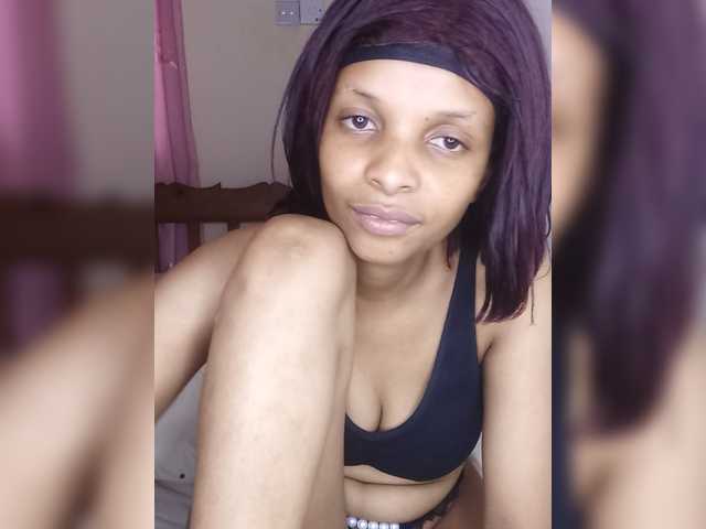 Vee-sexy10 live cam on BongaCams
