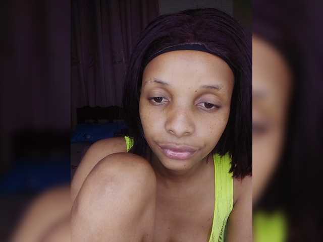 Vee-sexy10 live cam on BongaCams