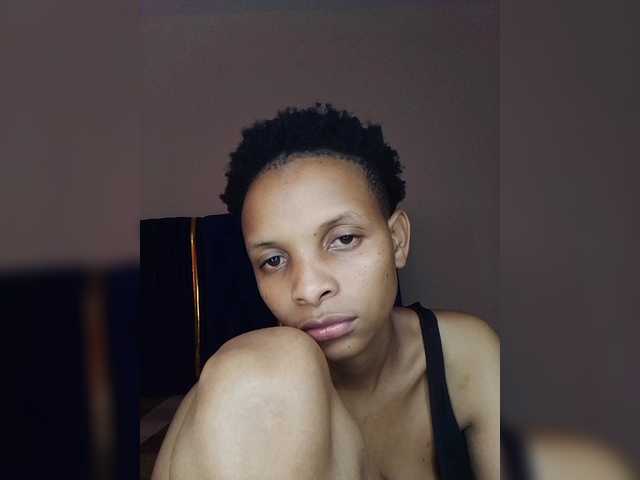 Vee-sexy10