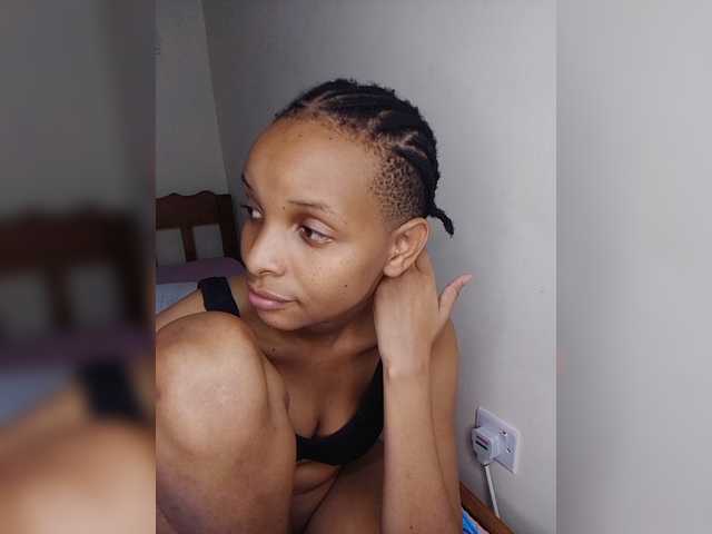 Vee-sexy10