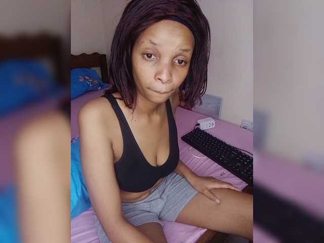 Vee-sexy10 live cam on BongaCams