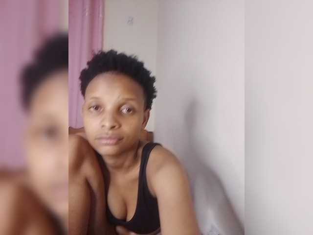 Vee-sexy10 live cam on BongaCams