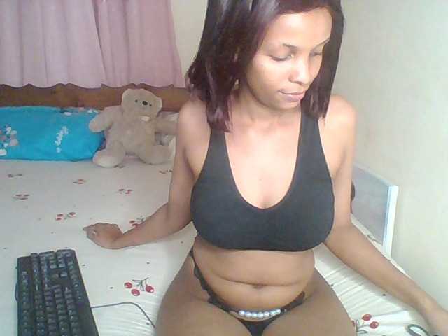 Vee-sexy10