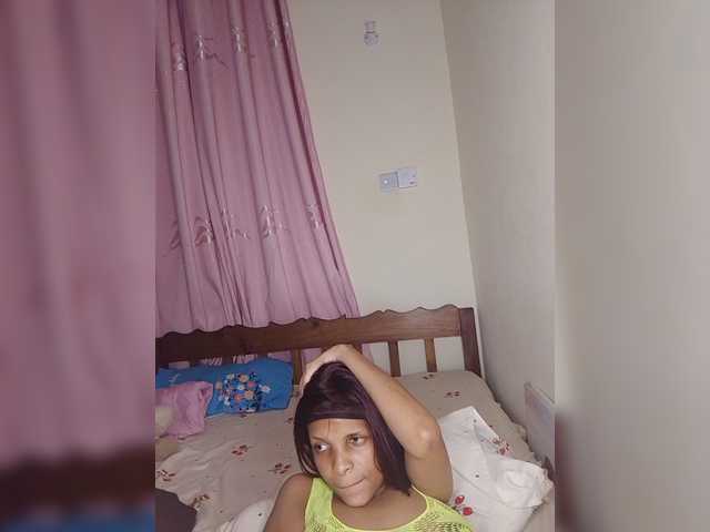 Vee-sexy10