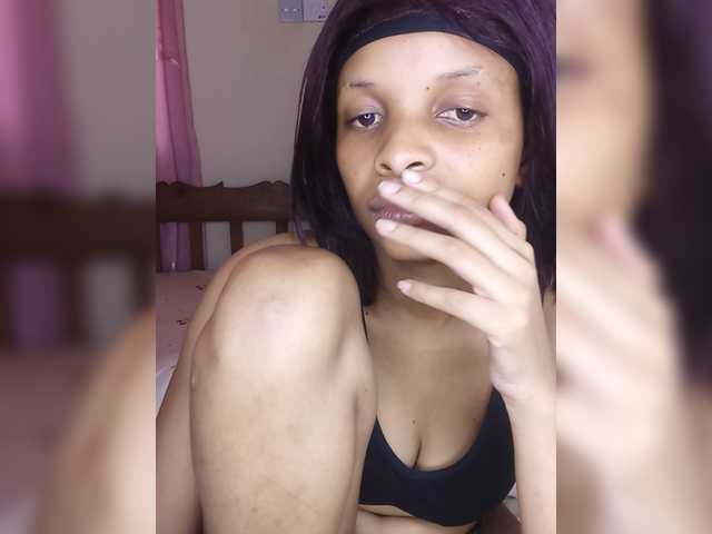Vee-sexy10 live cam on BongaCams