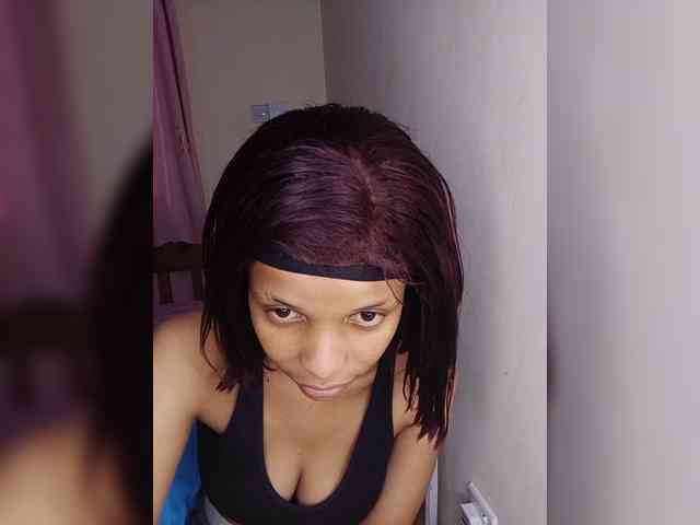 Vee-sexy10