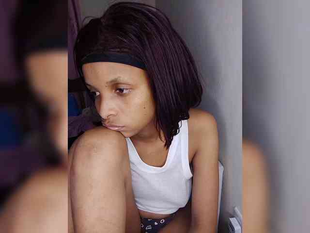 Vee-sexy10
