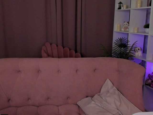le modèle luralust est en webcam porno dans un show sur le site bongacams, il possède les tags suivants: White/Caucasian,Blonde,Shaved