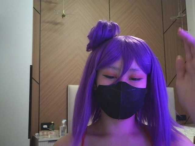 cutiebee01 live cam on BongaCams