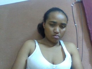 Honorine1a's Live Webcam