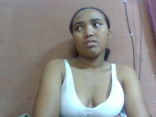 Honorine1a's Live Webcam